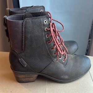 Teva Women's Brown Leather Waterproof Boots with Heel
